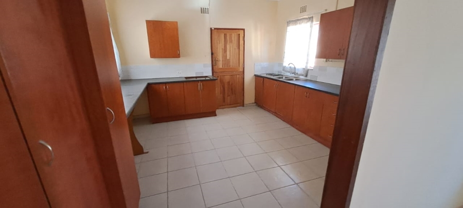 12 Bedroom Property for Sale in Buffelshoek AH North West